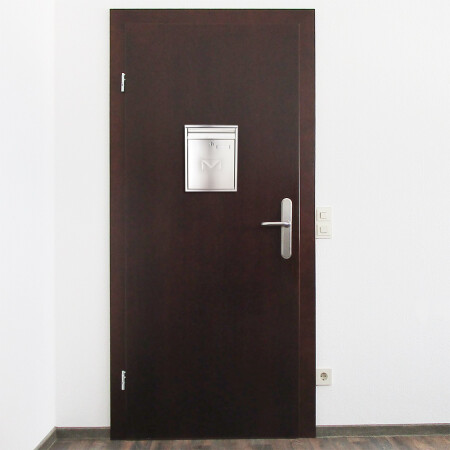 POŠTNI NABALNIK MP COMO - T04701 (BN - Brušeno nerjaveče jeklo)