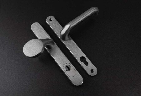 Varnostna oprema MPK - SECURO A04 PLUS - USO M1 COSLAN (F9 - eloksirano nerjaveče jeklo) - s pokrovom